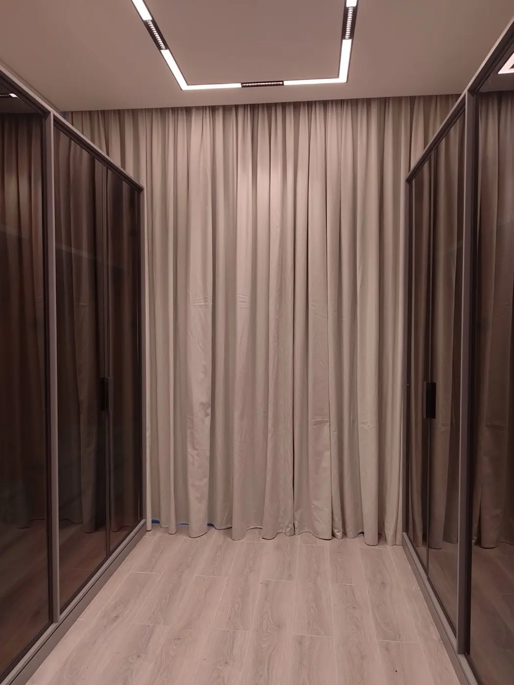 Curtains supplied and fitted in Sharjah by Al Noor Curtains — project 12