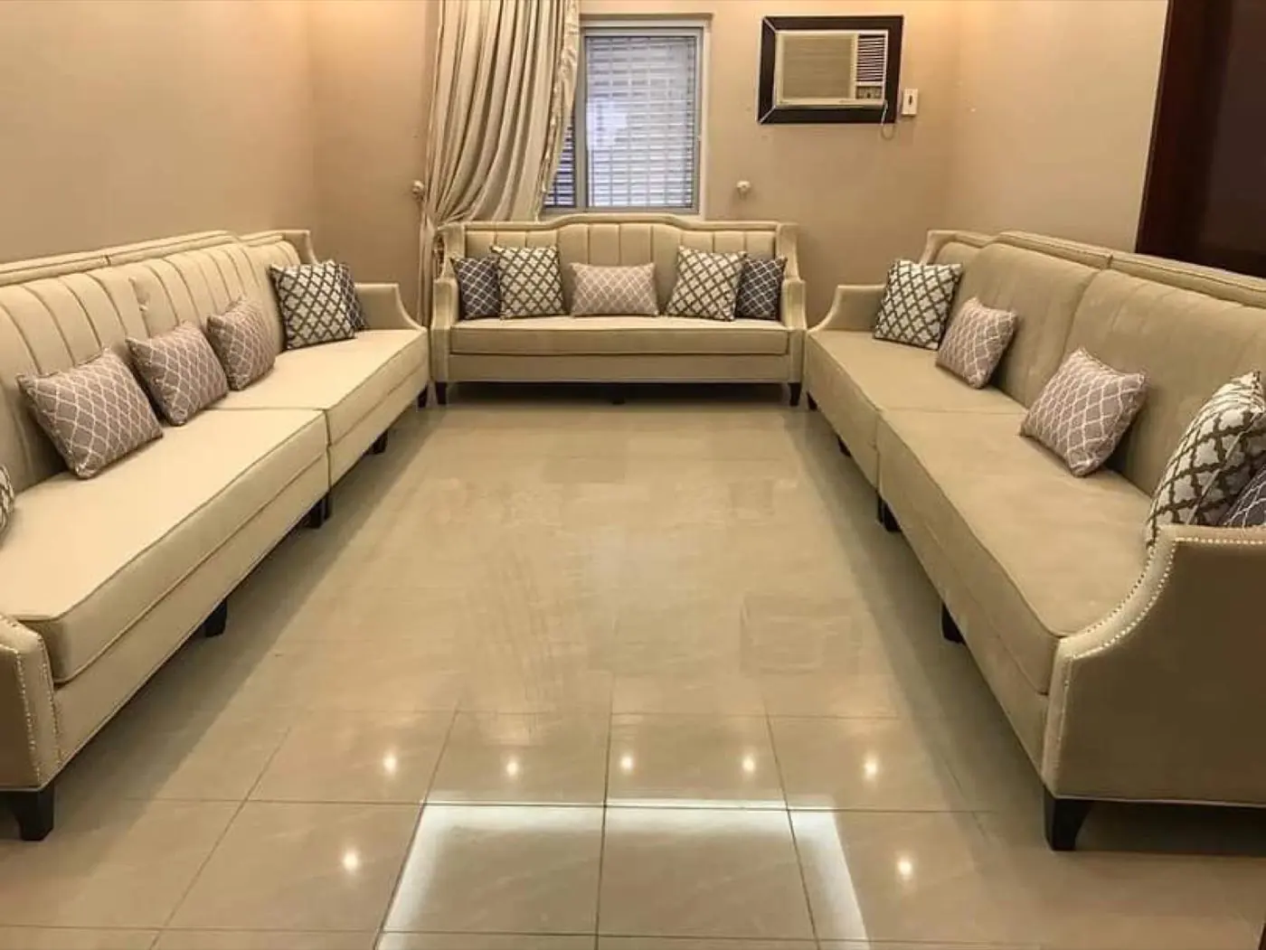 Bedcovers & Bed Runners supplied and fitted in Sharjah by Al Noor